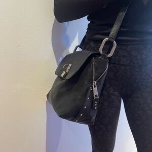 Marc Jacob’s black leather bag